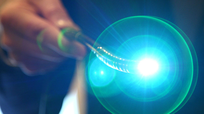 the lit end of an endoscopy tube